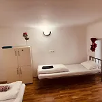 Hotel Opera *