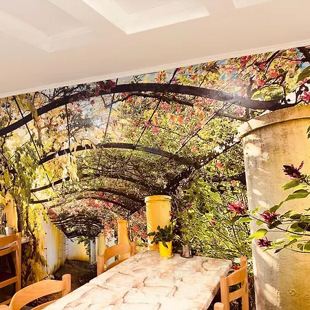 Opera Stay ブダペスト